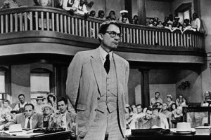 Gregory Peck est Atticus dans le film tiré du roman "Ne tirez pas sur l'oiseau moqueur" d'Harper Lee