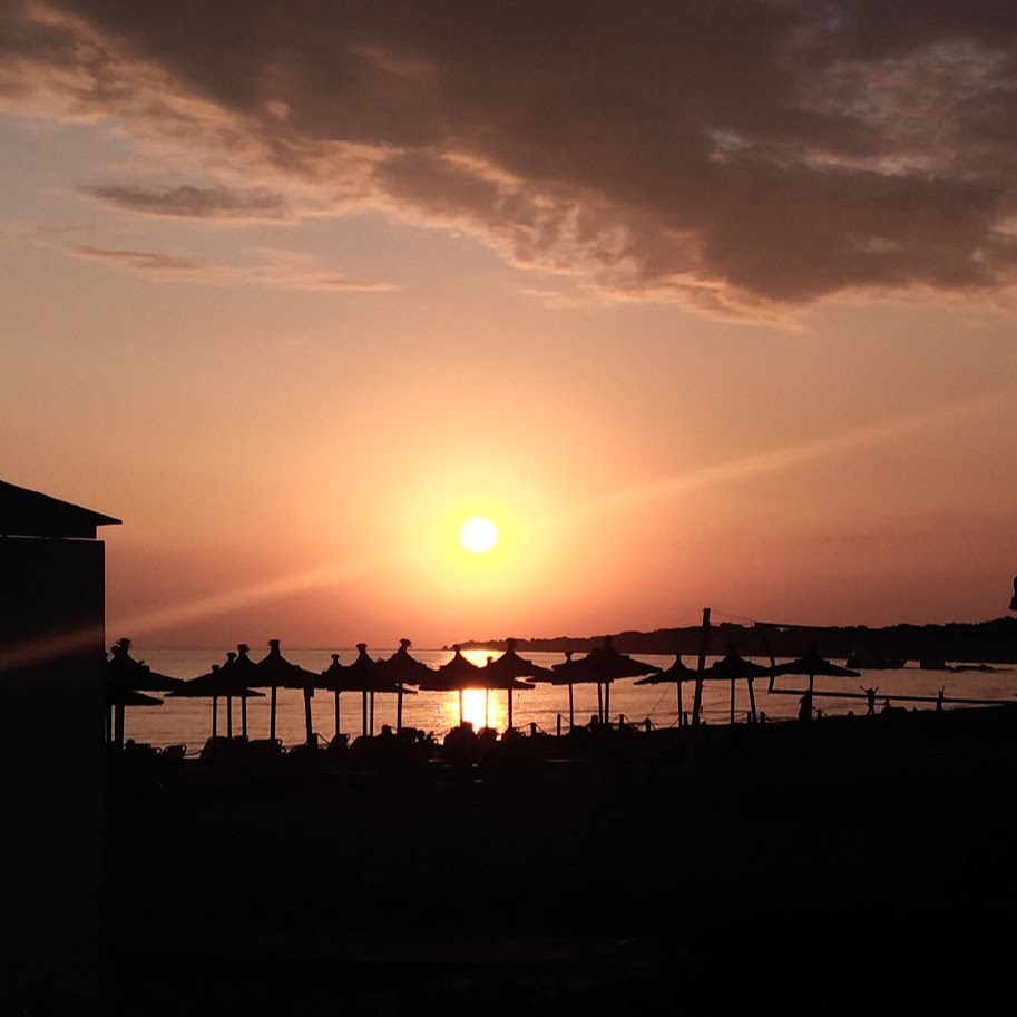 Coucher de soleil à la plage