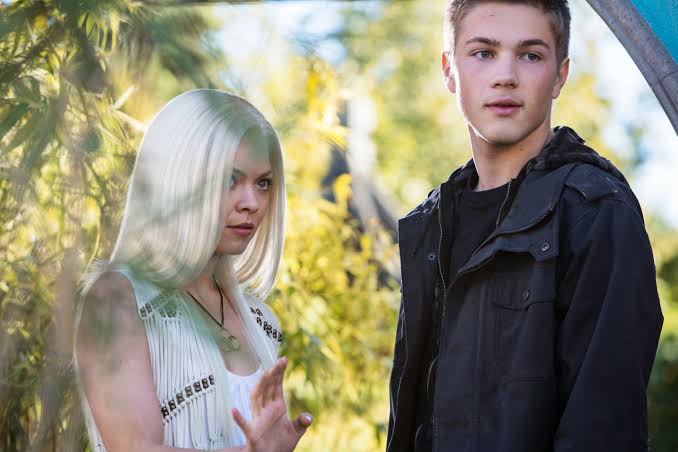 Lexi et Ben dans Falling Skies